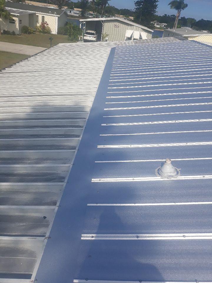 New metal roof for manufactured home near Sebastian FL